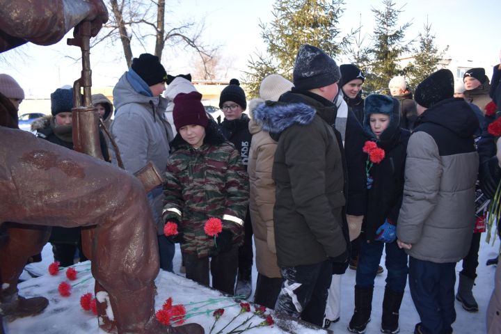 Урок мужества: почесть память героя Чеченской войны
