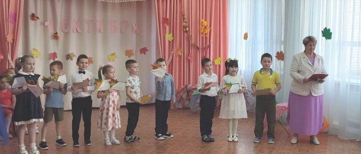 Дети и пожилые: праздник дружбы в детском саду «Алёнушка» Тукаевского района