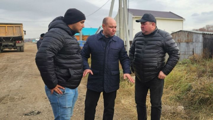 Айрат Хабибуллин: Благоустройство дворов в Тукаевском районе продолжается