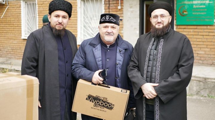 Визит делегации ДУМ РТ в Донбасс: поддержка и гуманитарная помощь