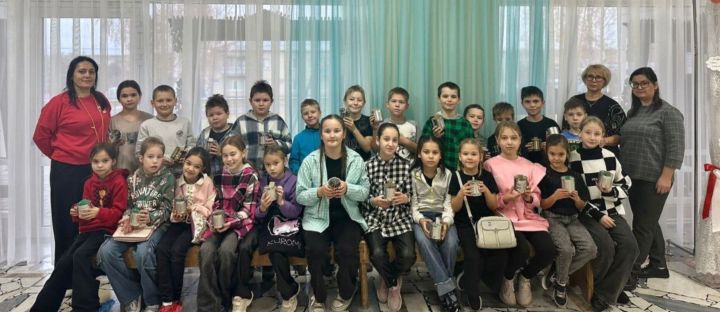 Юные патриоты Тукаевского района зажигают свет для наших героев