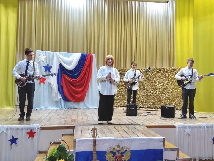 Праздничный концерт в Круглопольском Доме культуры: красочные номера и незабываемые впечатления в честь дня защитника отечества
