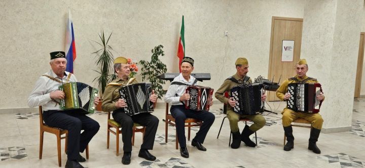 Достойные мужчины: вечер памяти и гордости в деревне Яна-Буляк