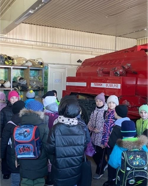 В Биклянской школе прошла захватывающая встреча с пожарными: дети узнали о профессии героев