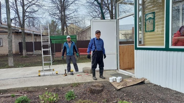 Уборка в мечети села Биклянь