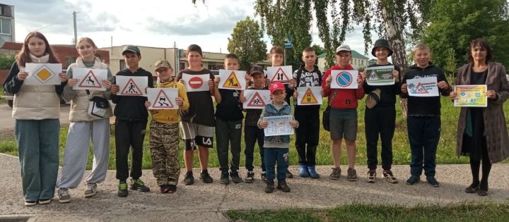 Акция «Внимание - дорога!» в Князевском поселении: уроки безопасности для детей