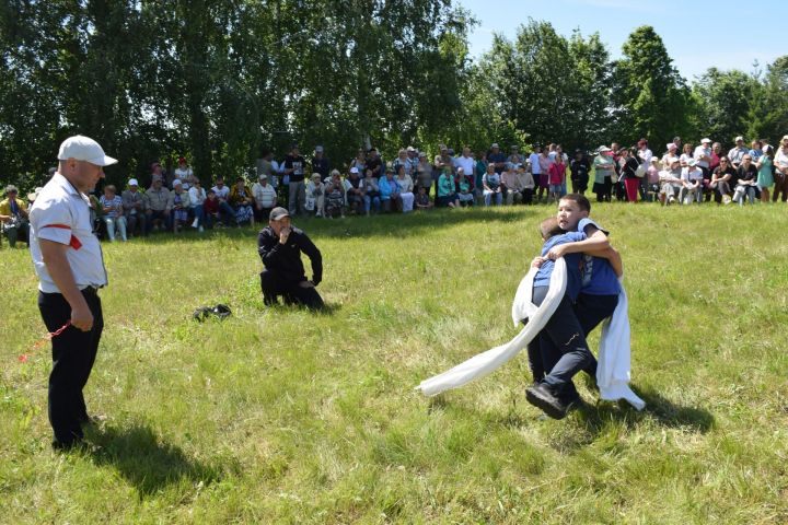 Празднование «Дня села» в деревне Евлево: яркие краски и радостные улыбки