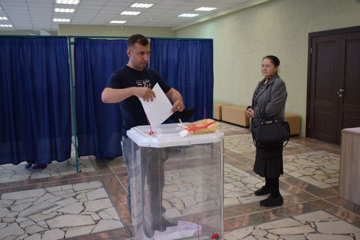 Наш боец из Тукаевского района Руслан принял участие в выборах
