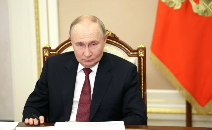 Владимир Путин открыл объезд села Сокуры в Татарстане