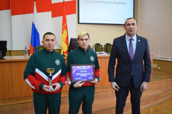 Сборная команда КВН района стала обладателем Кубка Сибая