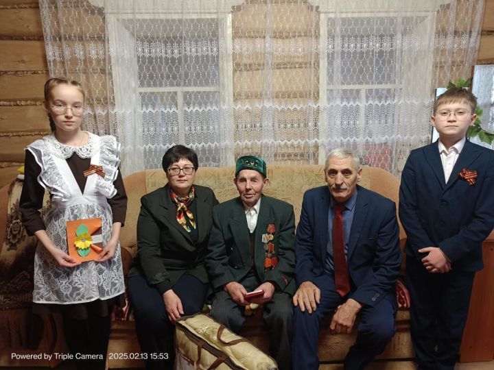 Яна-Булякском сельском поселении труженикам тыла вручили медали