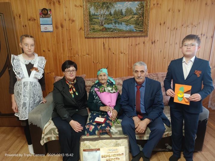 Яна-Булякском сельском поселении труженикам тыла вручили медали