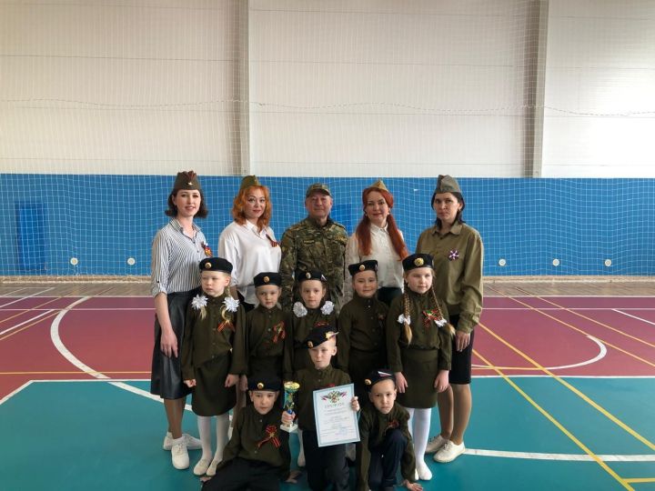 Наши маленькие патриоты в строю