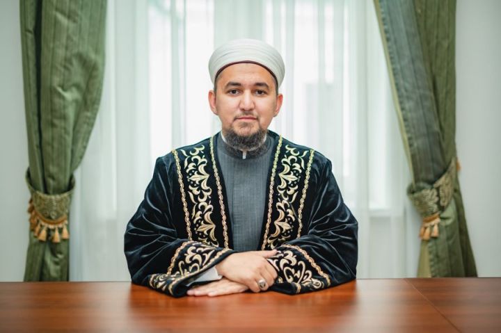 Тукай районы имам-мөхтәсибе Инсаф хәзрәт Сәүбән котлавы