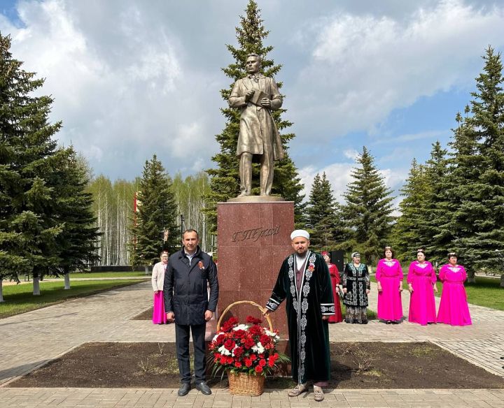В Тукаевском районе праздновали День родного языка и 139-летие Габдуллы Тукая