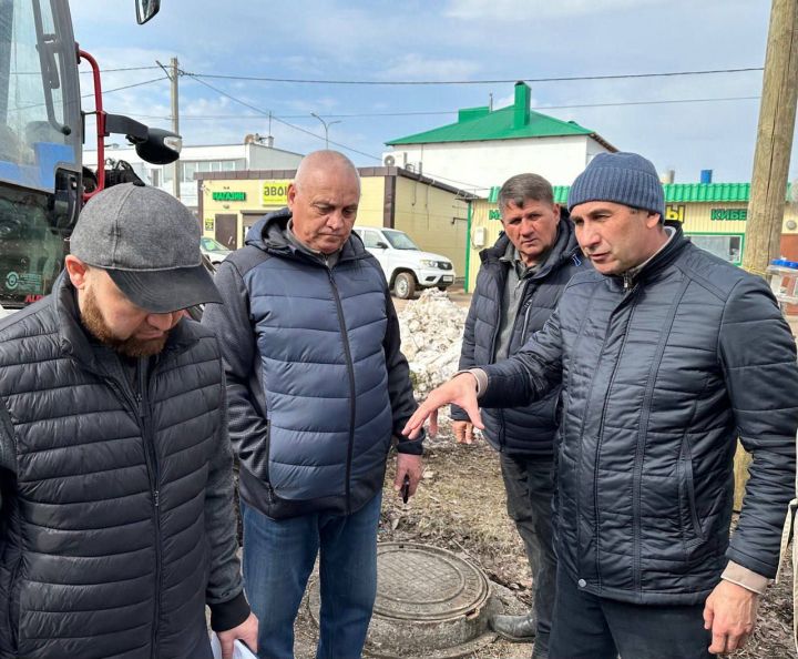 Руководитель Исполнительного комитета Камиль Назмиев проинспектировал ход работ