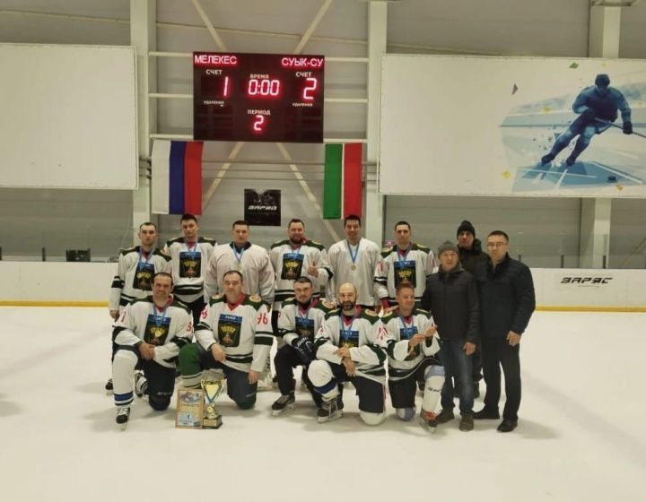 Тукай районының ирләр командалары арасында алкалы хоккей буенча Чемпионат тәмамланды!