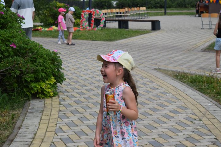 «Солнечный» паркында балачак бәйрәме узды