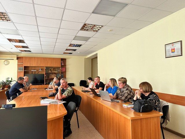 Тукай районы хакимиятендә СНТ рәисләре белән киңәшмә узды