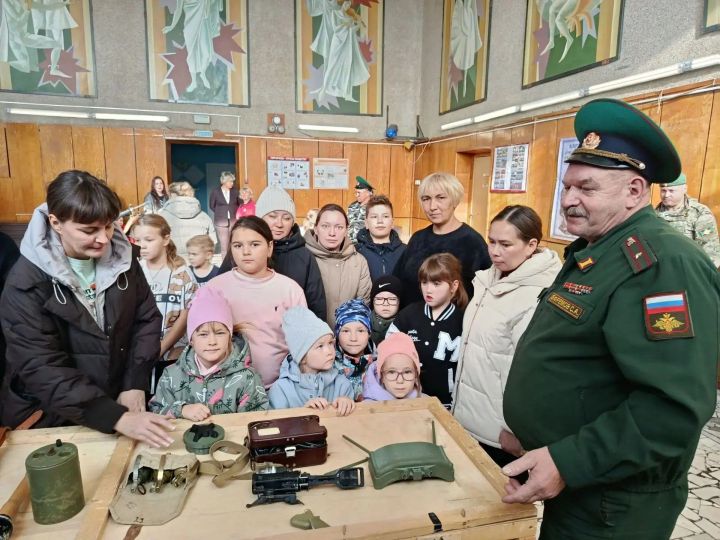 Живая история на границе села: передвижной музей «На защите границ» побывал в Шильнебаше