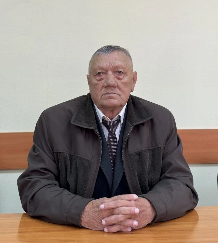 Иң зур бүләк — кешеләр хөрмәте: хезмәт ветераны Александр Волковның тормыш юлы