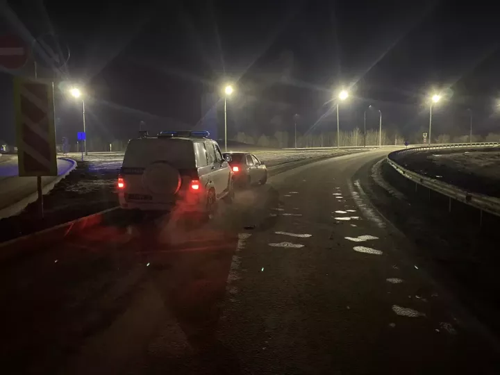 Тукай районында юл өстендә яткан җәяүле машина астында калган