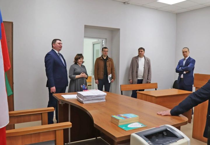 В 2,5 раза просторнее: мировые судьи Советского района Казани получили новое здание