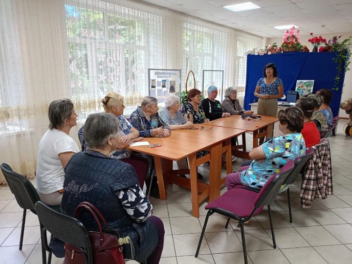 Кнәз авылы мәдәният йортында сәламәт яшәү рәвеше буенча очрашу узды