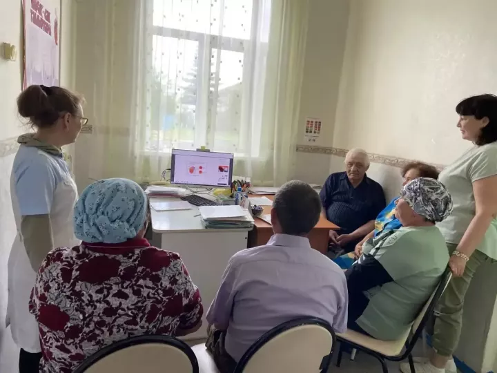 В деревне Мрясово фельдшер провела встречу с жителями по профилактике травматизма и смертности