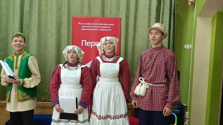Йөрәкләрне берләштергән милли моңнар